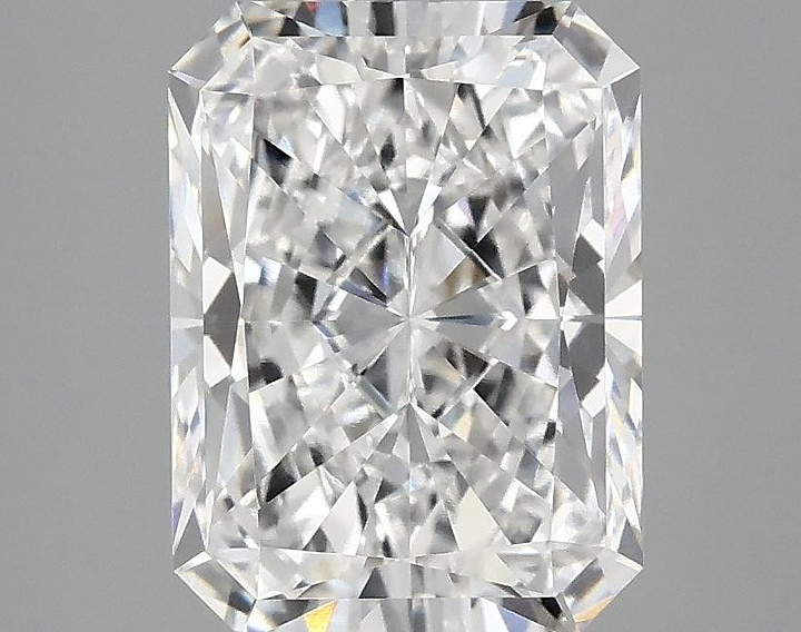 2.86 Carat Radiant Shaped Excellent Cut VS1 IGI Certified Lab Grown Diamond