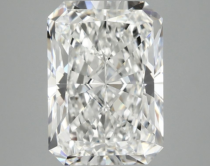3.97 Carat Radiant Shaped Ideal Cut VVS2 IGI Certified Lab Grown Diamond