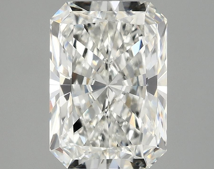 3.09 Carat Radiant Shaped Ideal Cut VVS2 IGI Certified Lab Grown Diamond