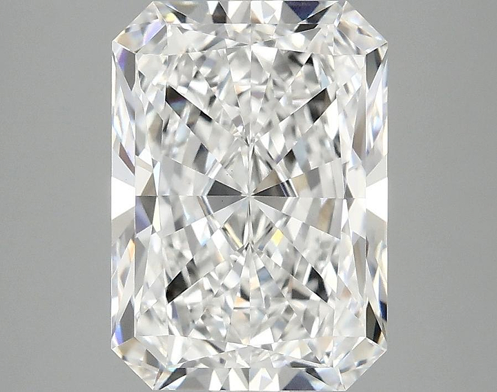3.09 Carat Radiant Shaped Ideal Cut VS1 IGI Certified Lab Grown Diamond