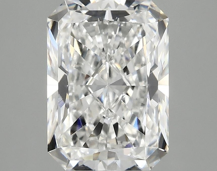 3.08 Carat Radiant Shaped Ideal Cut VVS2 IGI Certified Lab Grown Diamond