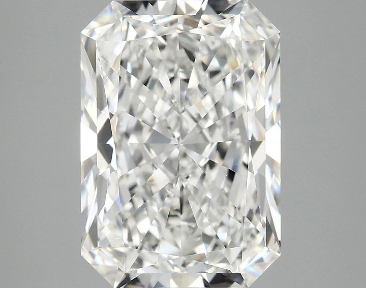 4.06 Carat Radiant Shaped Ideal Cut VVS2 IGI Certified Lab Grown Diamond