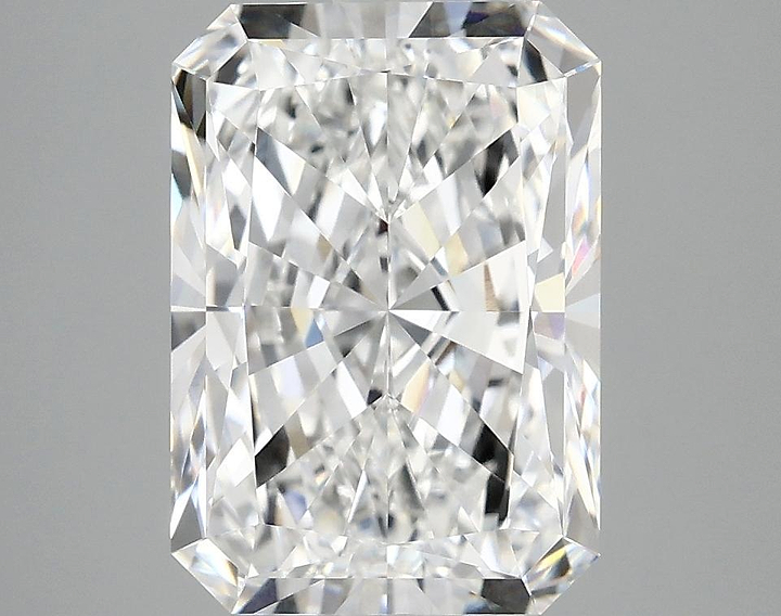 3.99 Carat Radiant Shaped Ideal Cut VVS2 IGI Certified Lab Grown Diamond
