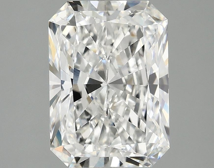 3.09 Carat Radiant Shaped Ideal Cut VS2 IGI Certified Lab Grown Diamond