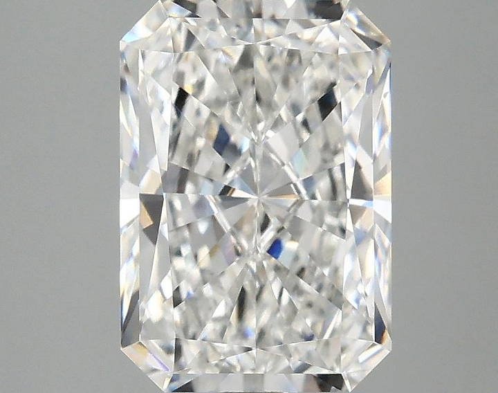2.92 Carat Radiant Shaped Ideal Cut VS1 IGI Certified Lab Grown Diamond