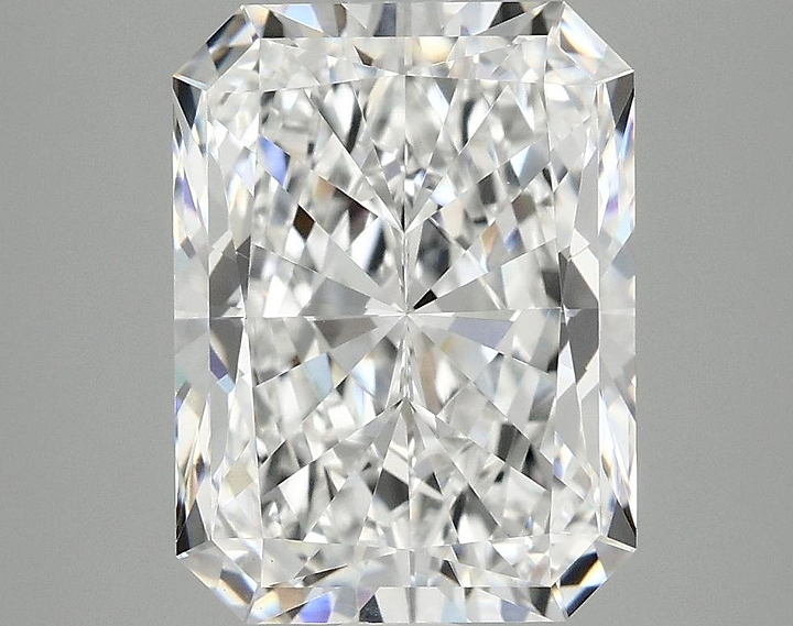 4.1 Carat Radiant Shaped Excellent Cut VVS2 IGI Certified Lab Grown Diamond