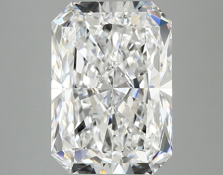 4.09 Carat Radiant Shaped Ideal Cut VVS2 IGI Certified Lab Grown Diamond