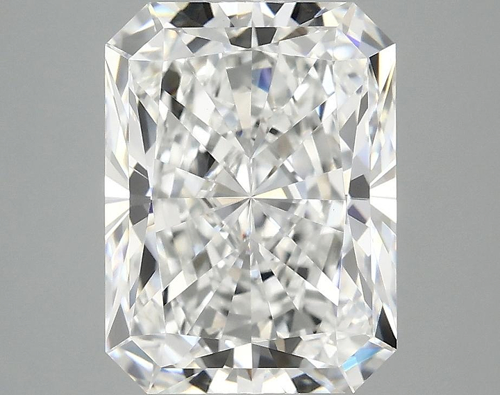 4.04 Carat Radiant Shaped Excellent Cut VVS2 IGI Certified Lab Grown Diamond