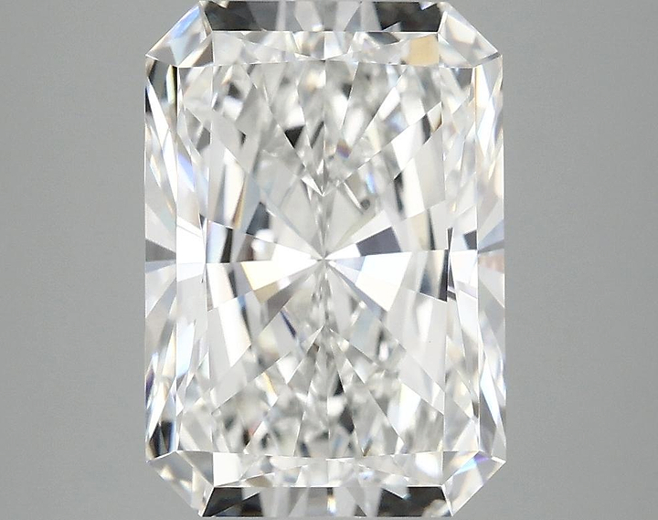 3.9 Carat Radiant Shaped Ideal Cut VVS2 IGI Certified Lab Grown Diamond