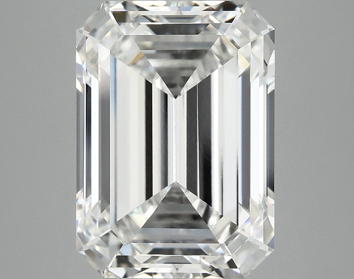 7.14 Carat Emerald Shaped Excellent Cut VVS2 IGI Certified Lab Grown Diamond