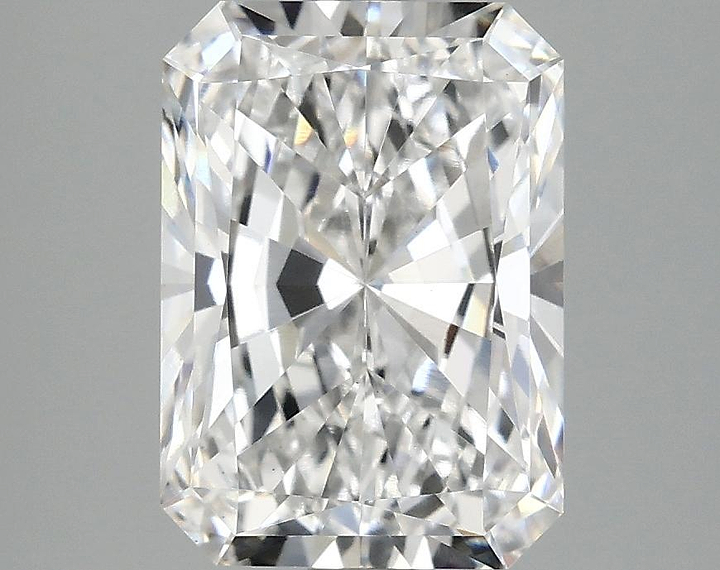 3.07 Carat Radiant Shaped Ideal Cut VS1 IGI Certified Lab Grown Diamond