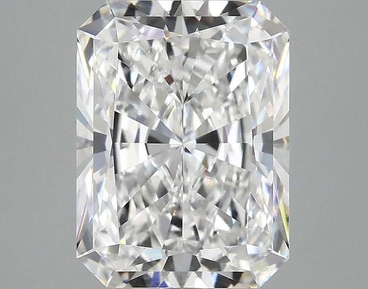 3.09 Carat Radiant Shaped Excellent Cut VVS2 IGI Certified Lab Grown Diamond