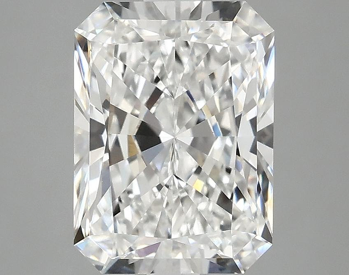 2.99 Carat Radiant Shaped Excellent Cut VVS2 IGI Certified Lab Grown Diamond