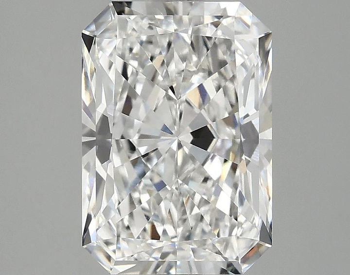3.01 Carat Radiant Shaped Ideal Cut VVS2 IGI Certified Lab Grown Diamond