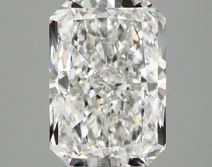 3.03 Carat Radiant Shaped Ideal Cut VVS2 IGI Certified Lab Grown Diamond