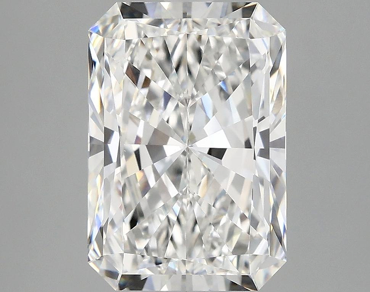3.88 Carat Radiant Shaped Ideal Cut VVS2 IGI Certified Lab Grown Diamond