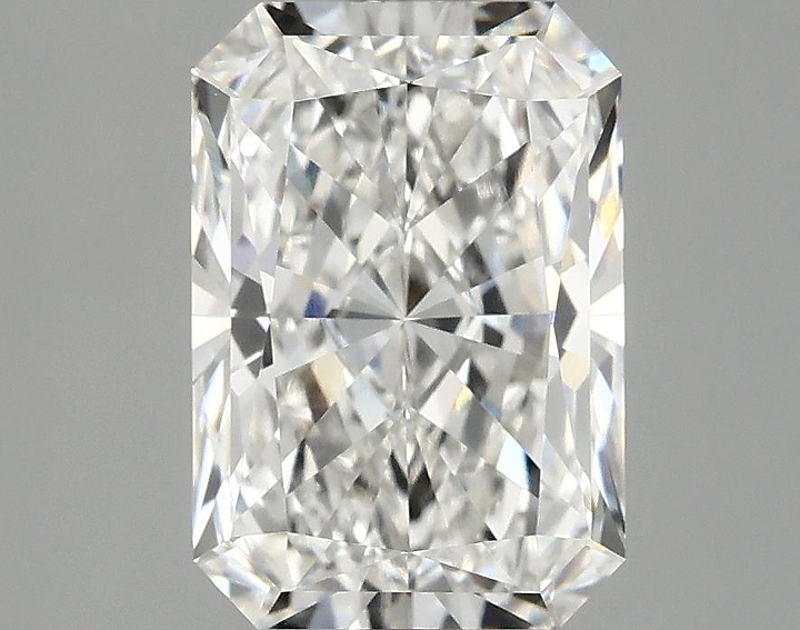 3.04 Carat Radiant Shaped Ideal Cut VVS2 IGI Certified Lab Grown Diamond