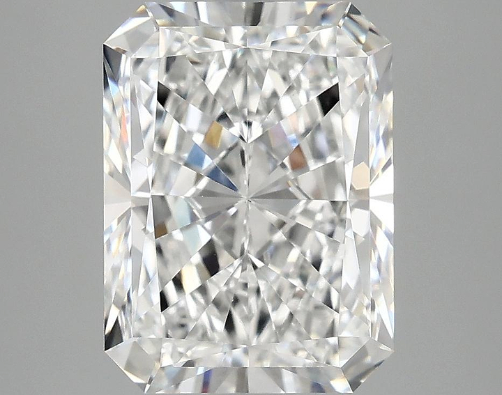 4.02 Carat Radiant Shaped Excellent Cut VS1 IGI Certified Lab Grown Diamond