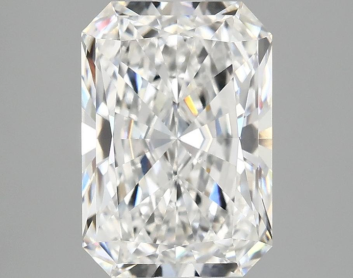 3.01 Carat Radiant Shaped Ideal Cut VS1 IGI Certified Lab Grown Diamond