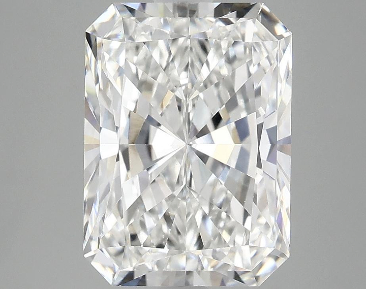 3.04 Carat Radiant Shaped Ideal Cut VVS2 IGI Certified Lab Grown Diamond