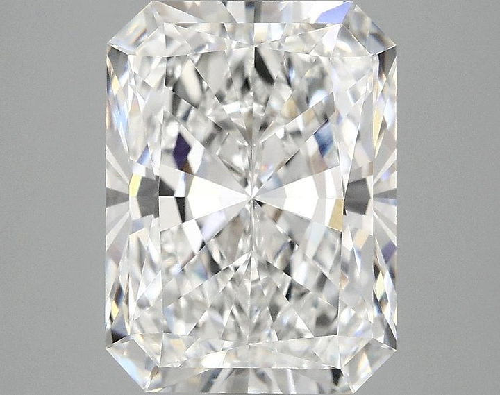 4.01 Carat Radiant Shaped Excellent Cut VVS2 IGI Certified Lab Grown Diamond