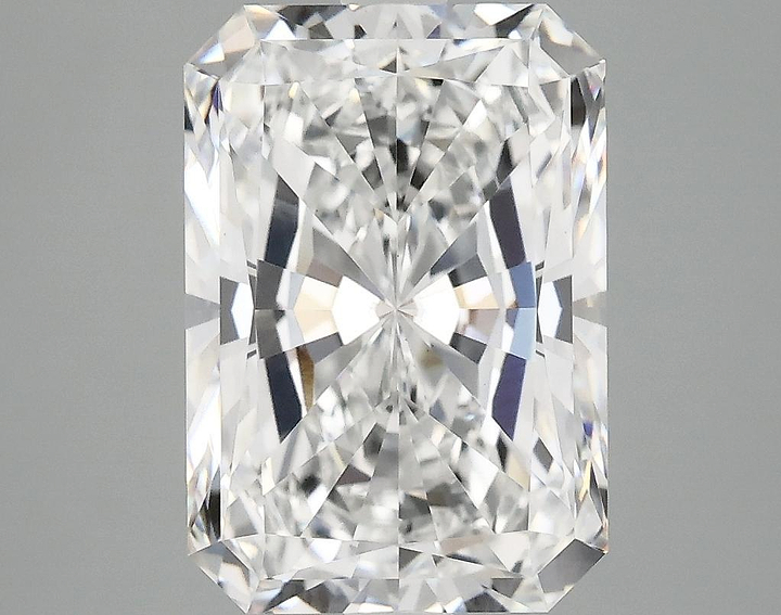 4.19 Carat Radiant Shaped Ideal Cut VS1 IGI Certified Lab Grown Diamond