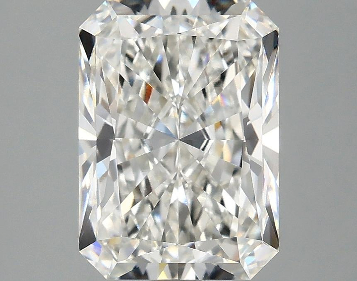 3.08 Carat Radiant Shaped Ideal Cut VVS2 IGI Certified Lab Grown Diamond