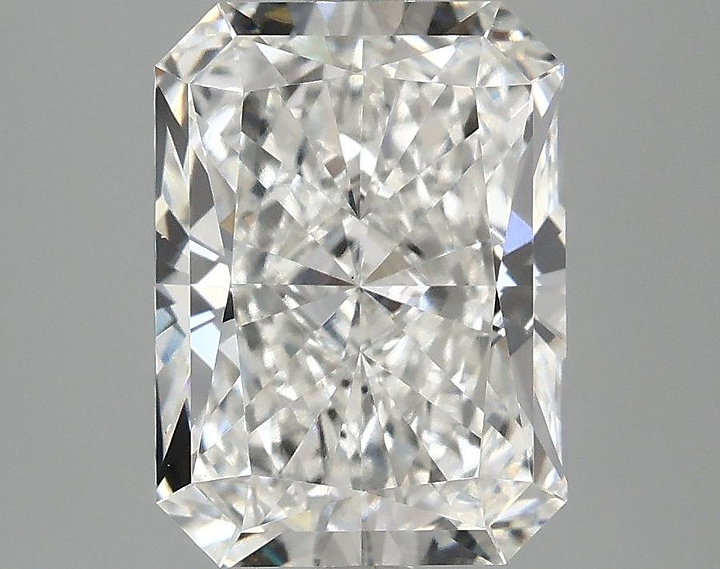 3.05 Carat Radiant Shaped Excellent Cut VS1 IGI Certified Lab Grown Diamond