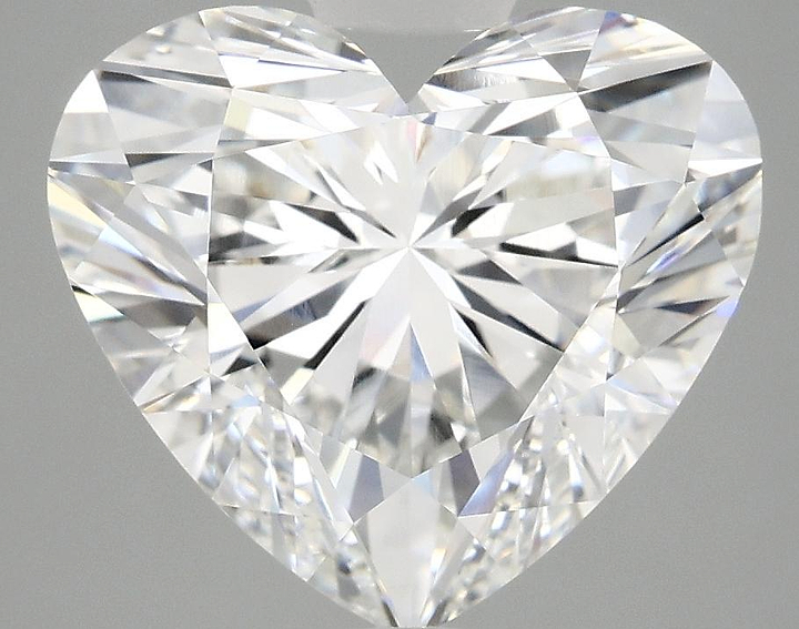 5.03 Carat Heart Shaped Ideal Cut VVS2 IGI Certified Lab Grown Diamond