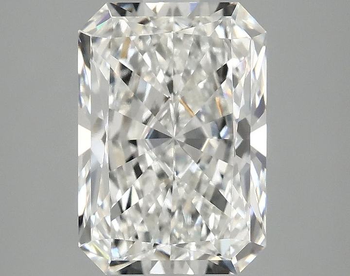 3.07 Carat Radiant Shaped Ideal Cut VVS2 IGI Certified Lab Grown Diamond