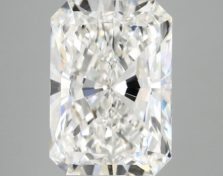 4.16 Carat Radiant Shaped Ideal Cut VVS2 IGI Certified Lab Grown Diamond