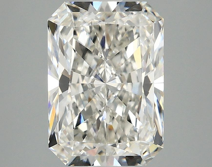 2.92 Carat Radiant Shaped Ideal Cut VVS2 IGI Certified Lab Grown Diamond