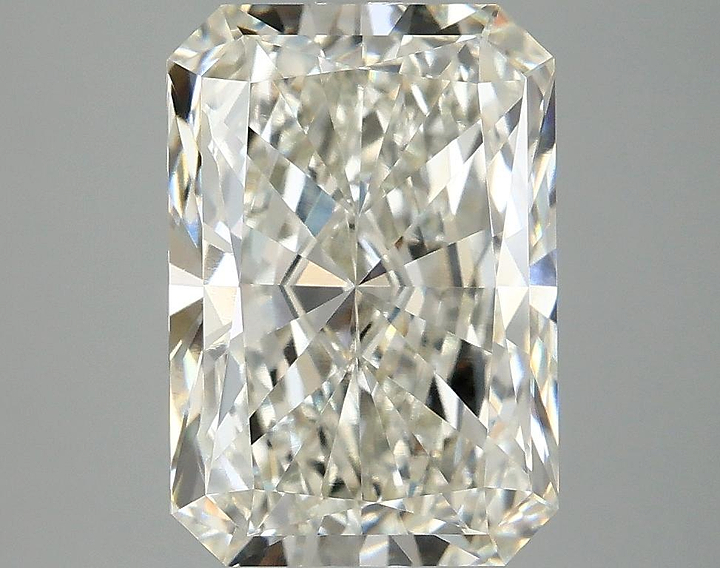 4.04 Carat Radiant Shaped Ideal Cut VVS2 IGI Certified Lab Grown Diamond