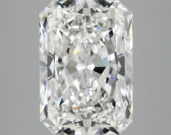 3.02 Carat Radiant Shaped Ideal Cut VVS2 IGI Certified Lab Grown Diamond