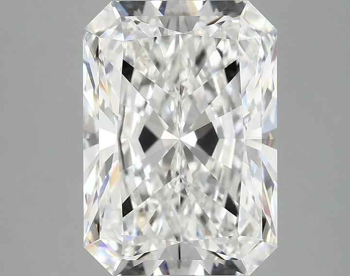 4.1 Carat Radiant Shaped Ideal Cut VVS2 IGI Certified Lab Grown Diamond