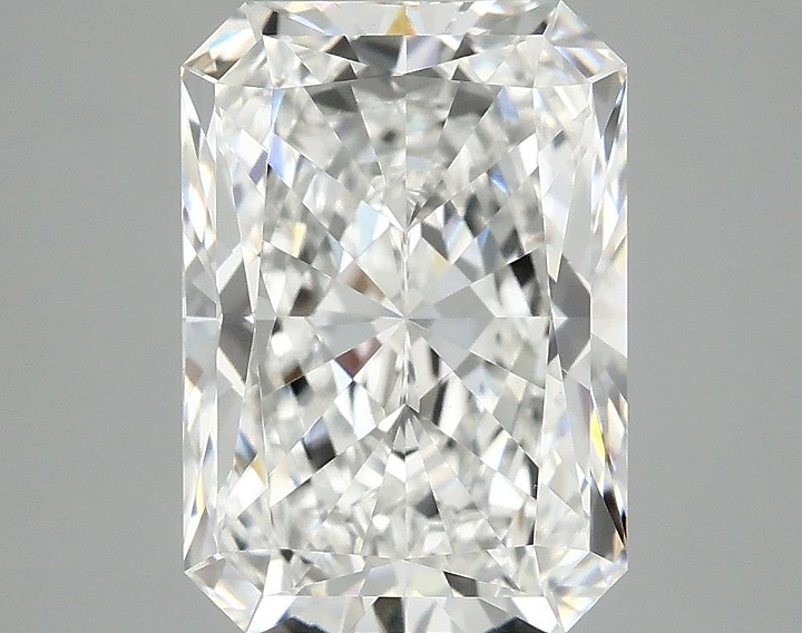 4.02 Carat Radiant Shaped Ideal Cut VVS2 IGI Certified Lab Grown Diamond