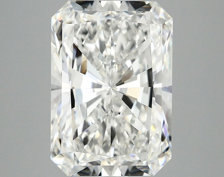 4.48 Carat Radiant Shaped Ideal Cut VVS2 IGI Certified Lab Grown Diamond