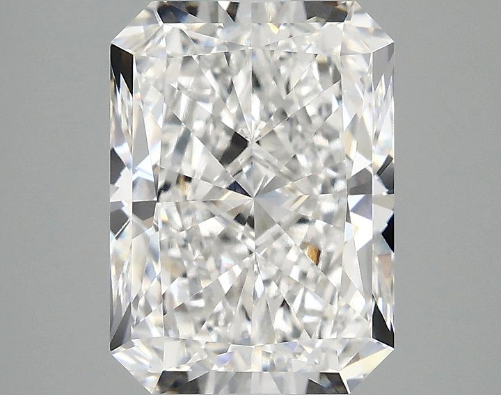 3.04 Carat Radiant Shaped Excellent Cut VVS2 IGI Certified Lab Grown Diamond