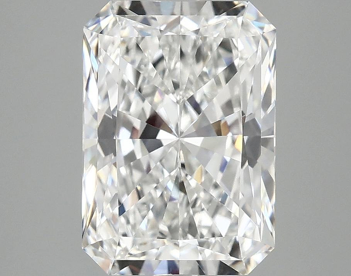 3.03 Carat Radiant Shaped Ideal Cut VVS2 IGI Certified Lab Grown Diamond