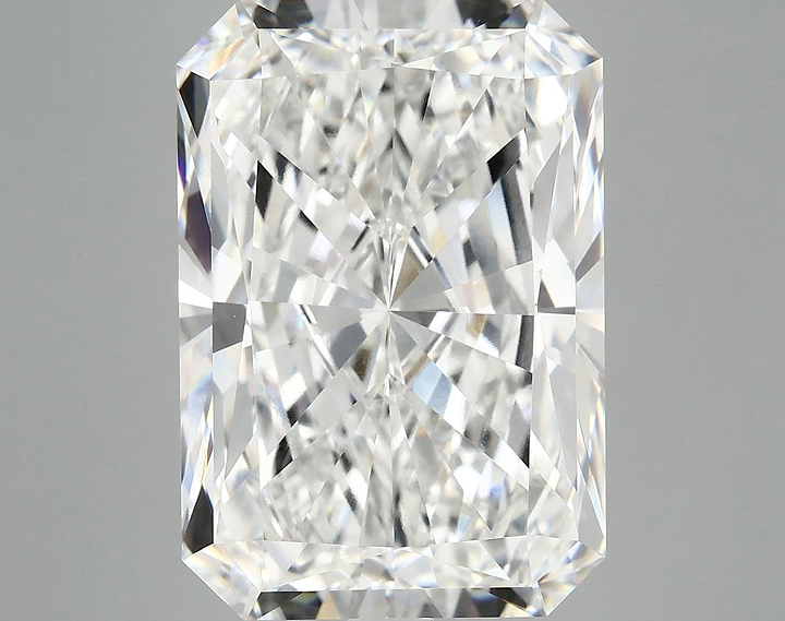 9.9 Carat Radiant Shaped Ideal Cut VVS2 IGI Certified Lab Grown Diamond