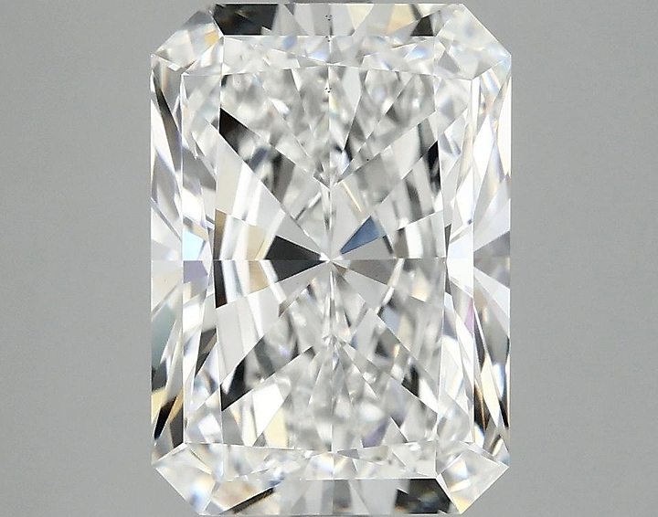 4.07 Carat Radiant Shaped Ideal Cut VS1 IGI Certified Lab Grown Diamond