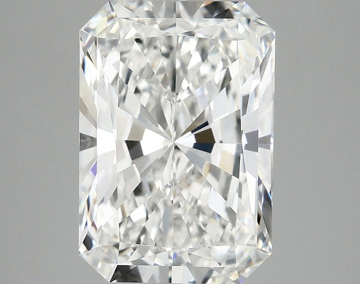 3.86 Carat Radiant Shaped Ideal Cut VVS2 IGI Certified Lab Grown Diamond