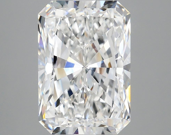 4.08 Carat Radiant Shaped Ideal Cut VVS2 IGI Certified Lab Grown Diamond