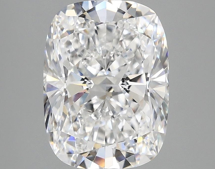 3.09 Carat Cushion Shaped Excellent Cut VVS2 IGI Certified Lab Grown Diamond