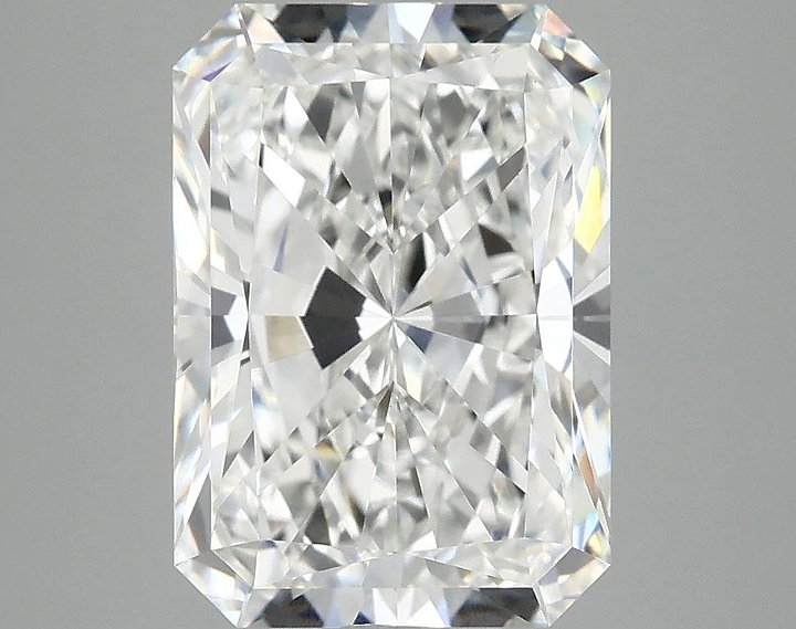 4.07 Carat Radiant Shaped Ideal Cut VS1 IGI Certified Lab Grown Diamond