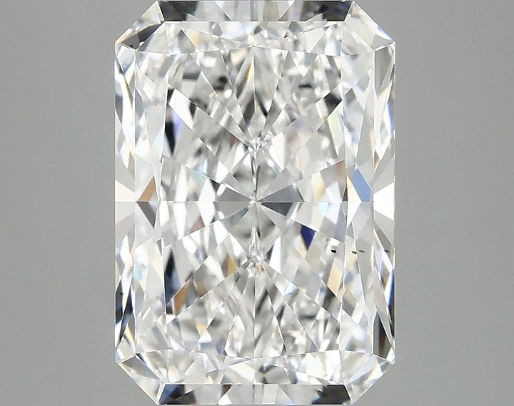 4.1 Carat Radiant Shaped Ideal Cut VS2 IGI Certified Lab Grown Diamond