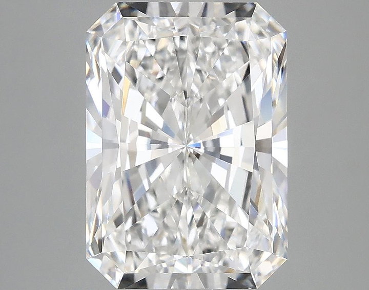 4.01 Carat Radiant Shaped Ideal Cut VVS2 IGI Certified Lab Grown Diamond