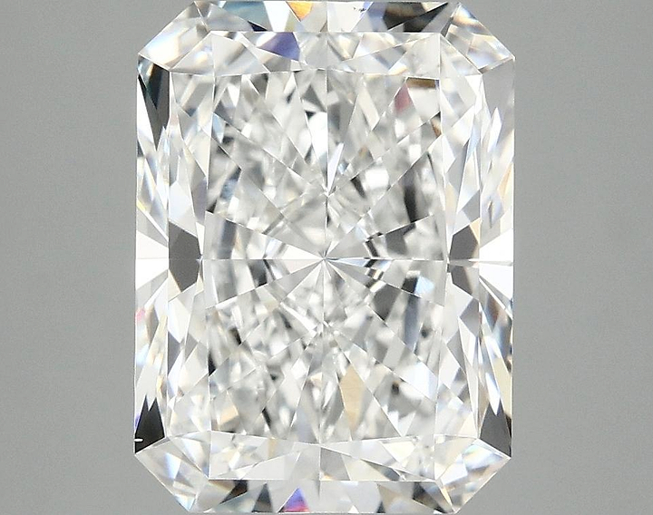 4.02 Carat Radiant Shaped Excellent Cut VS1 IGI Certified Lab Grown Diamond