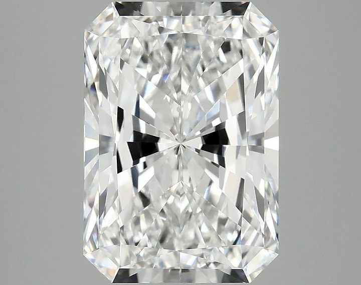3.96 Carat Radiant Shaped Ideal Cut VS1 IGI Certified Lab Grown Diamond