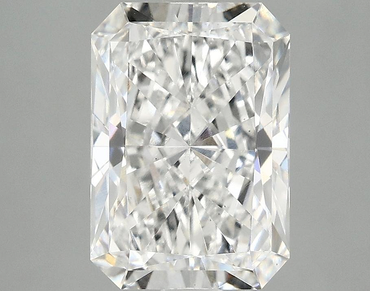 3.1 Carat Radiant Shaped Ideal Cut VVS2 IGI Certified Lab Grown Diamond